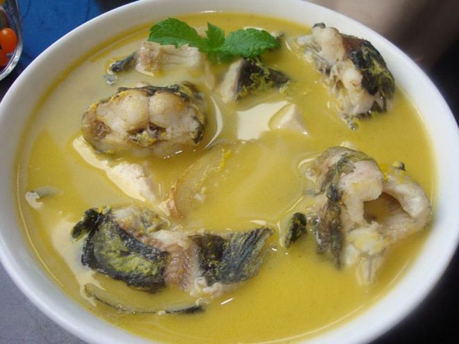 广丰黄硬骨煮水豆腐(黄骨鱼),