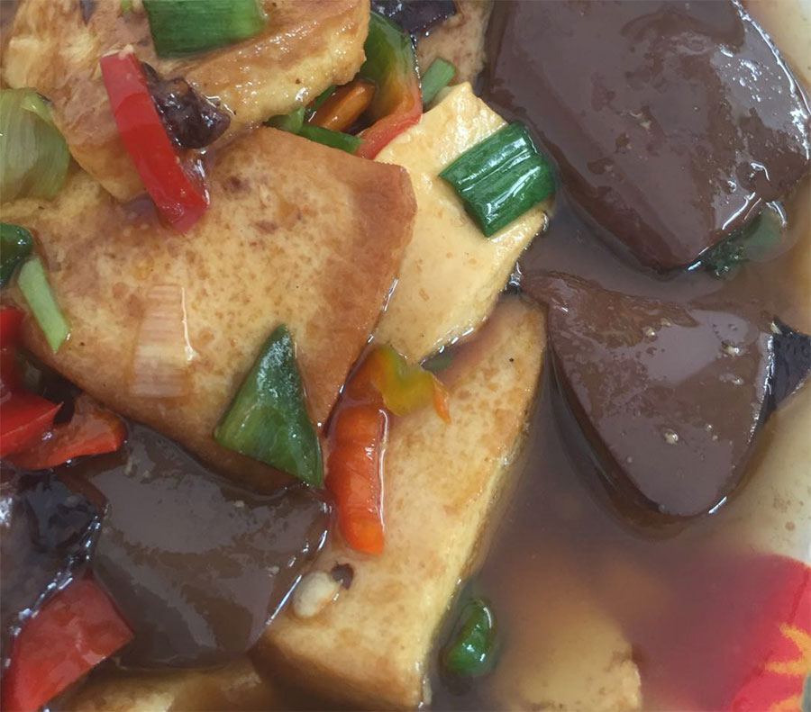 豆腐煮猪血